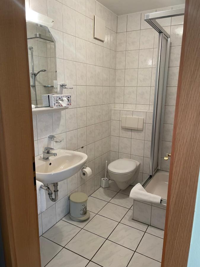 Landgasthof - Braukeller - Fattigau Oberkotzau Esterno foto