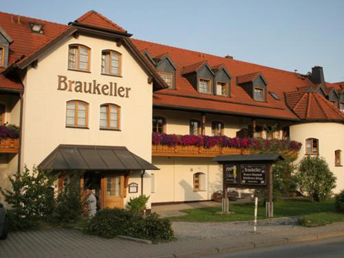 Landgasthof - Braukeller - Fattigau Oberkotzau Esterno foto